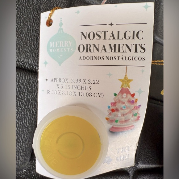 🎄NEW🎄Merry Moments Nostalgic Ornaments❄️Pink Mini Lighted Ceramic Tree❄️ - Picture 2 of 3